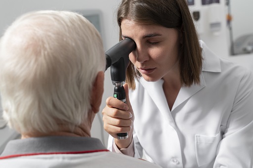 Aumento da pressão intraocular