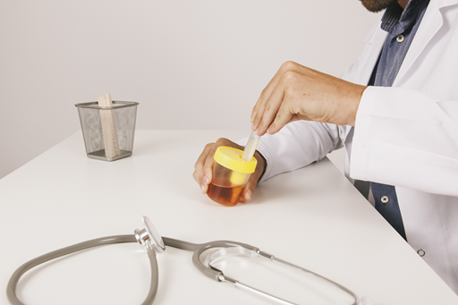 Infecções do trato urinário em pacientes com COVID-19